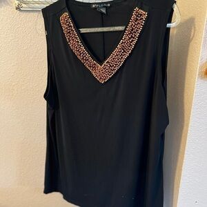 𝅺SUZIE in the City Women's Black Tanktop Beaded Neckline